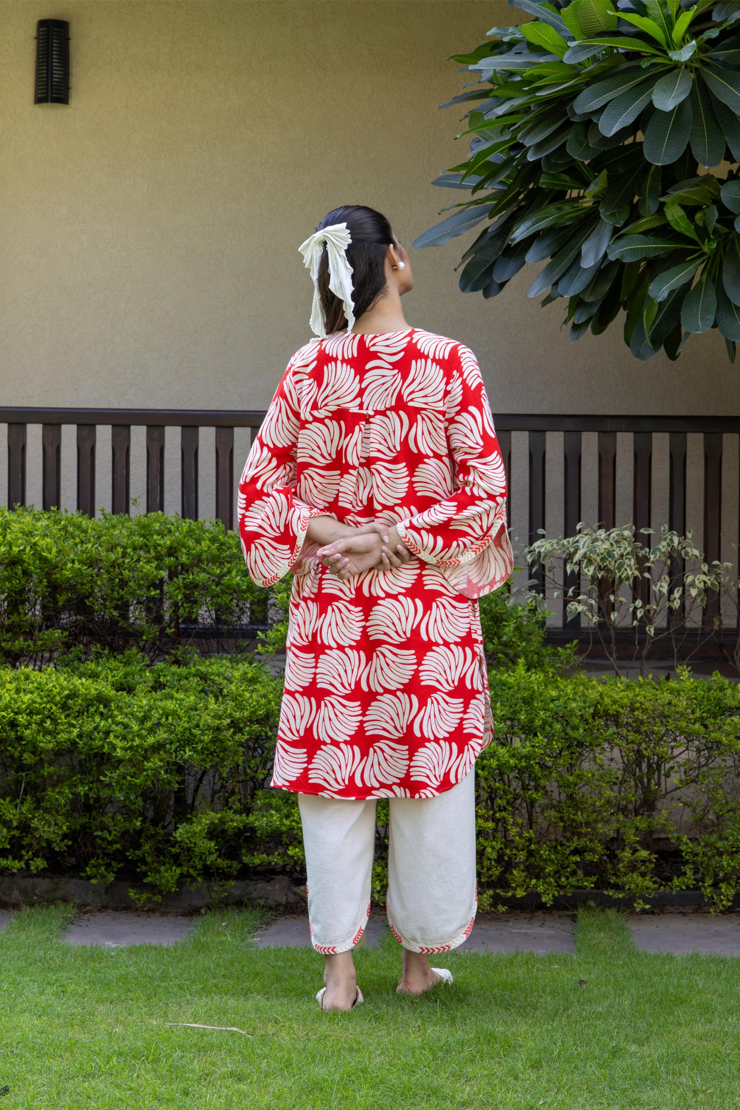 NOOR ERA - KURTA AND PANT SET RED IVORY