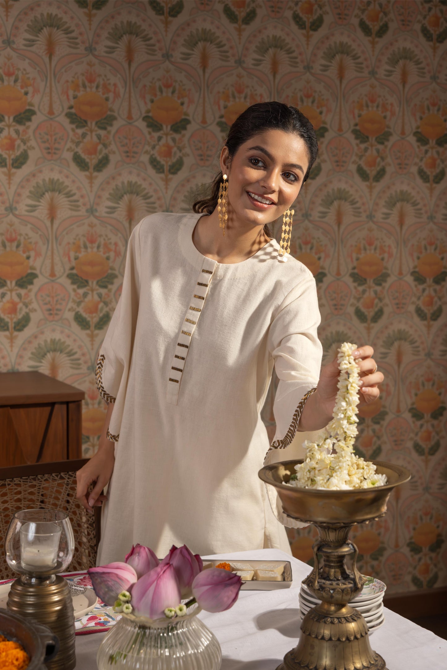 NOOR - KURTA AND PANT SET IVORY
