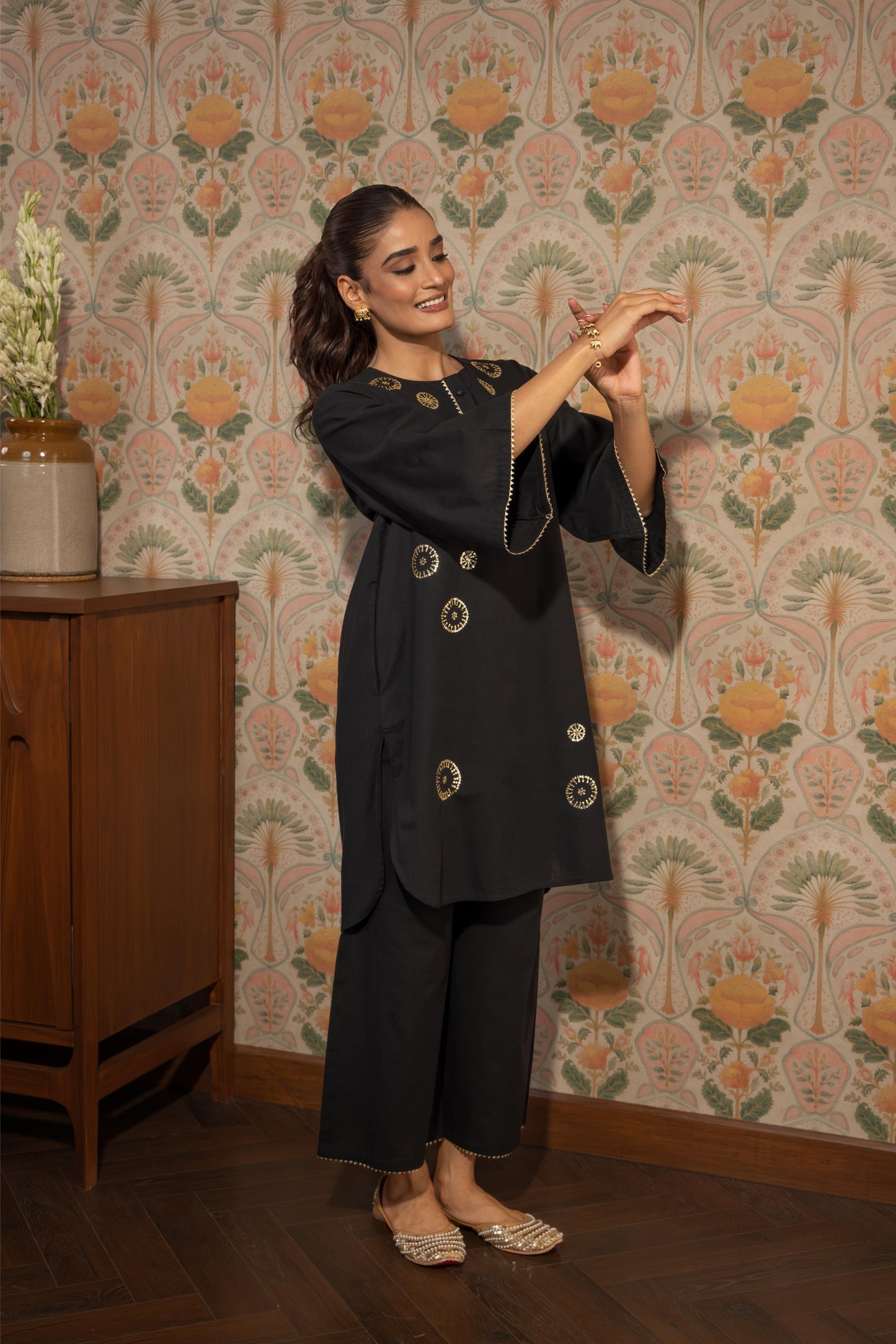 IRA - KURTA AND PANT SET BLACK