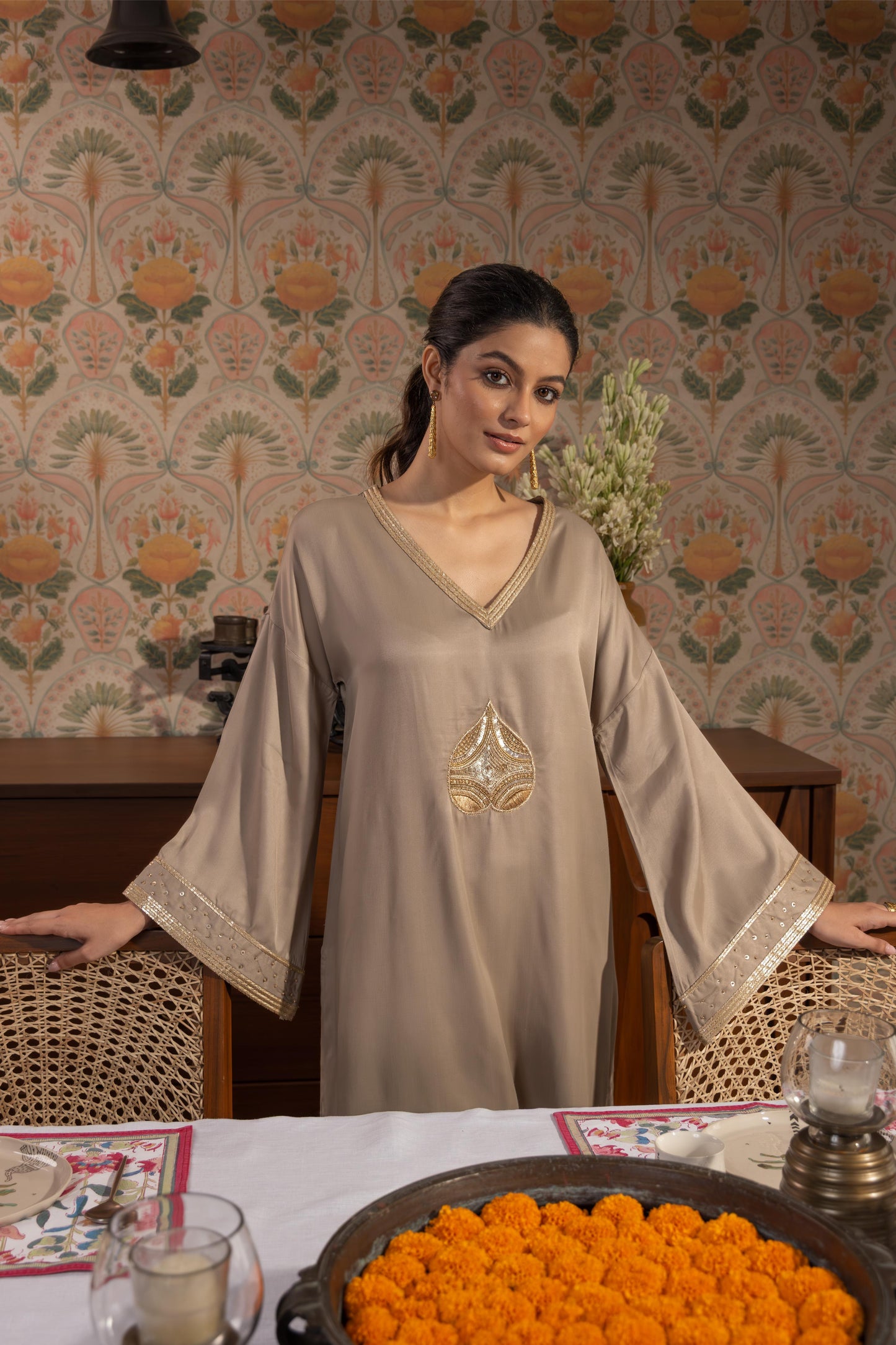AMIRA - KURTA AND PANT SET GLAM GOLD