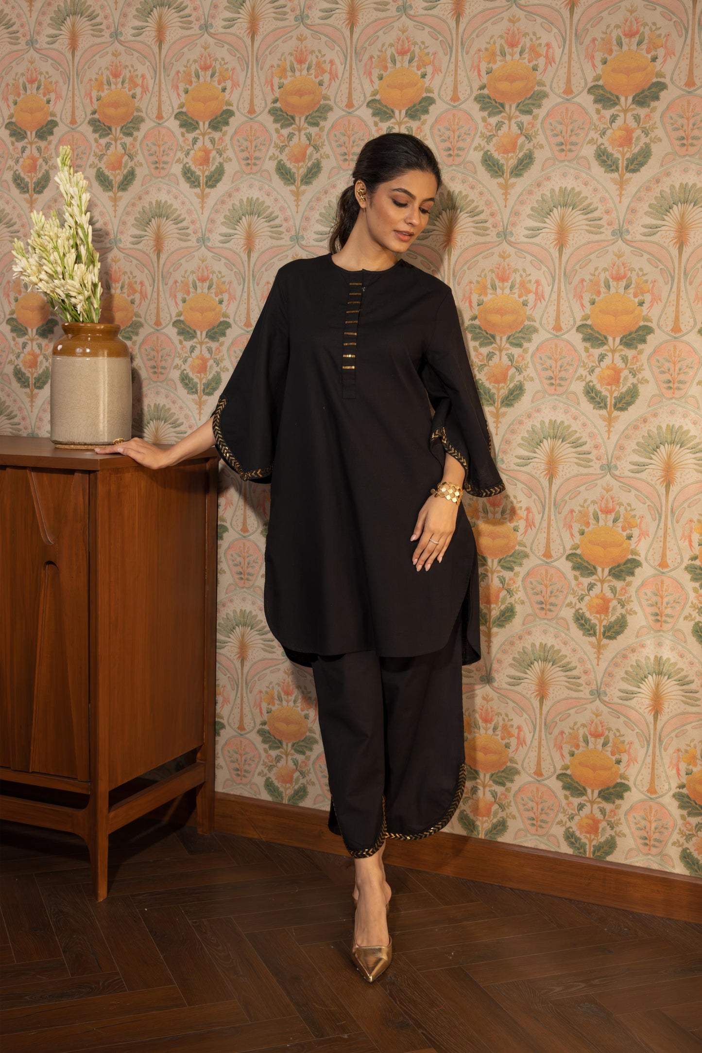 NOOR - KURTA AND PANT SET BLACK