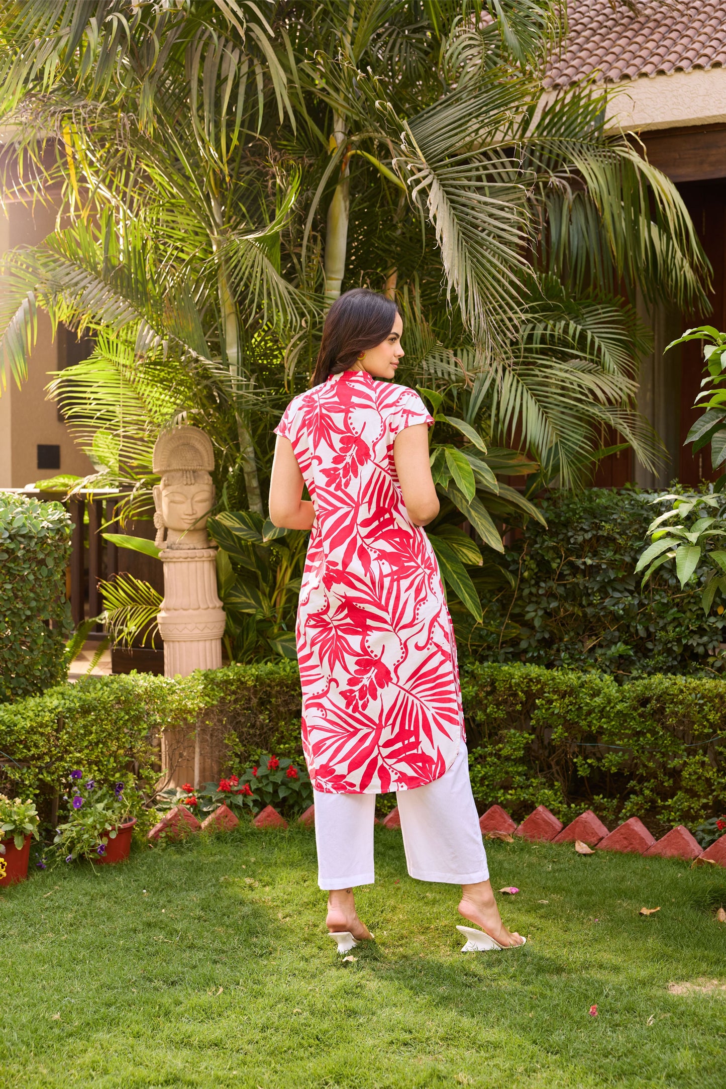 Daisy Kurta - White-Red Printed