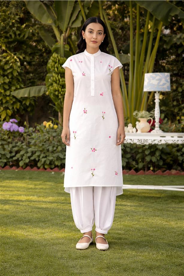 Daisy Embroidered Kurta Salwar Set - White