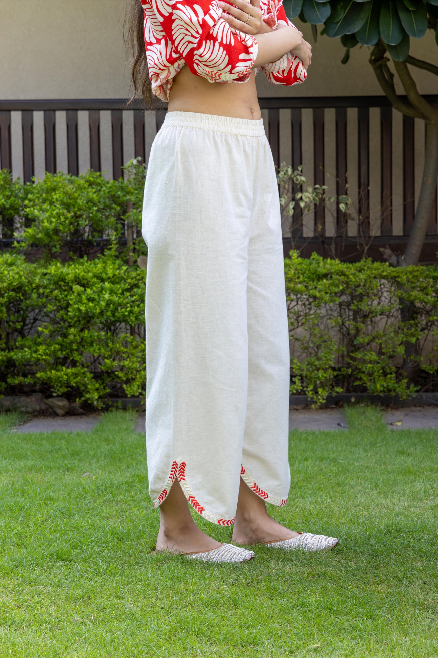 NOOR ERA - KURTA AND PANT SET RED IVORY
