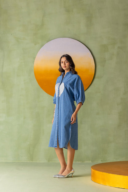 Dia Dress Light Wash Split Circle