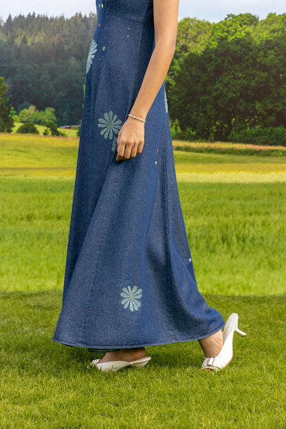 Breeze Dress Dark Wash Bloom