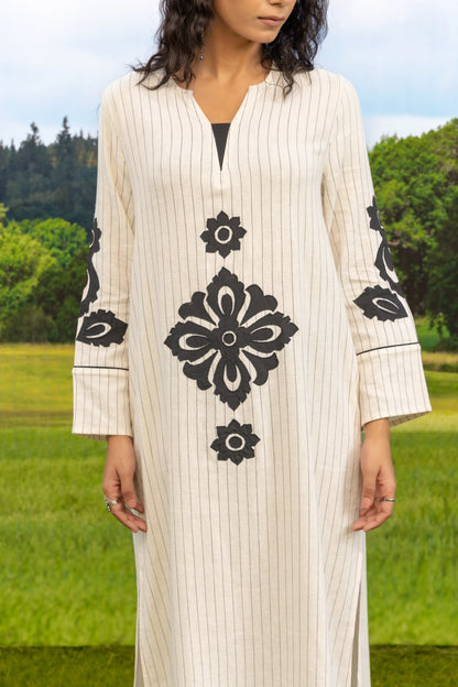 Abstra Kaftan Stripe Black Ivory Abstract Flower