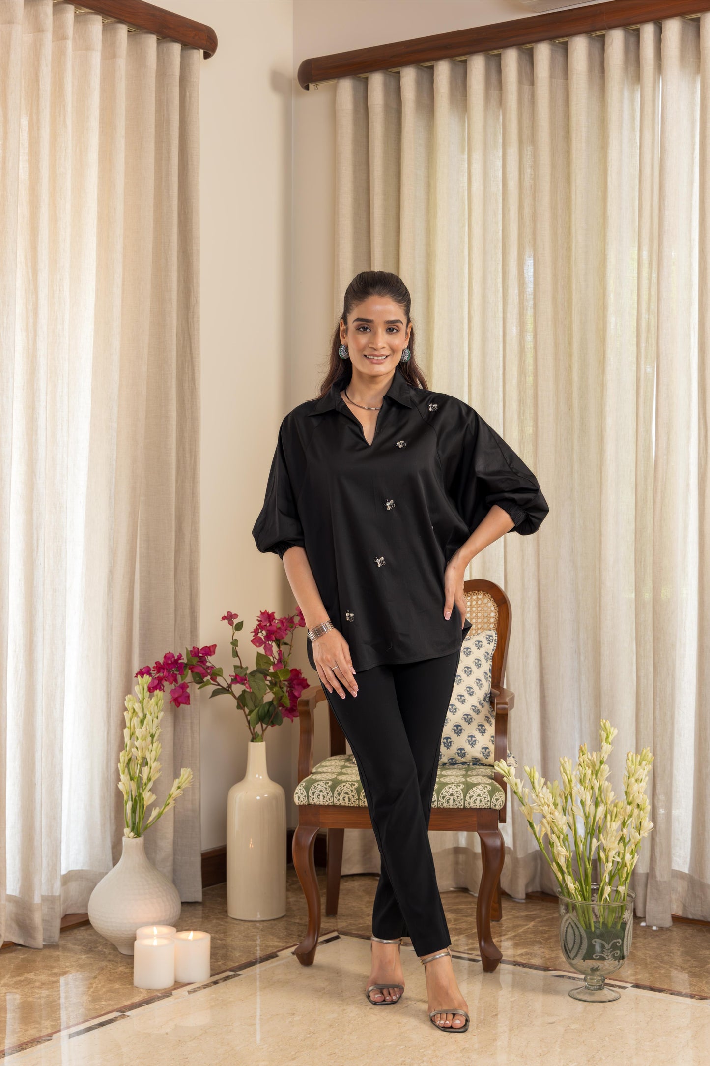 AURA BEE - SHIRT BLACK