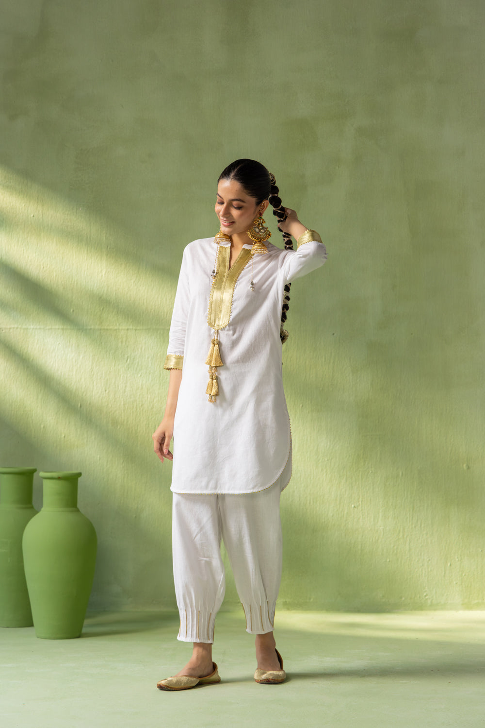 Zoya Kurta Pant Set White Twin Tassel