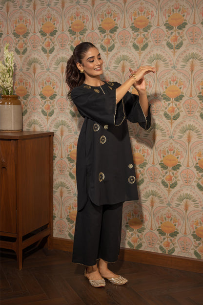 IRA - KURTA AND PANT SET BLACK