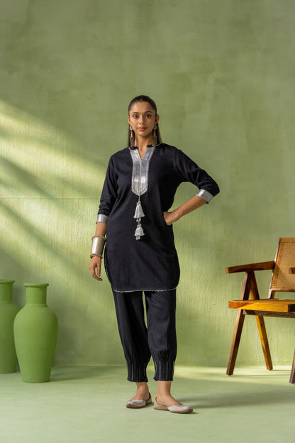 Zoya Kurta Pant Set Black Twin Tassel