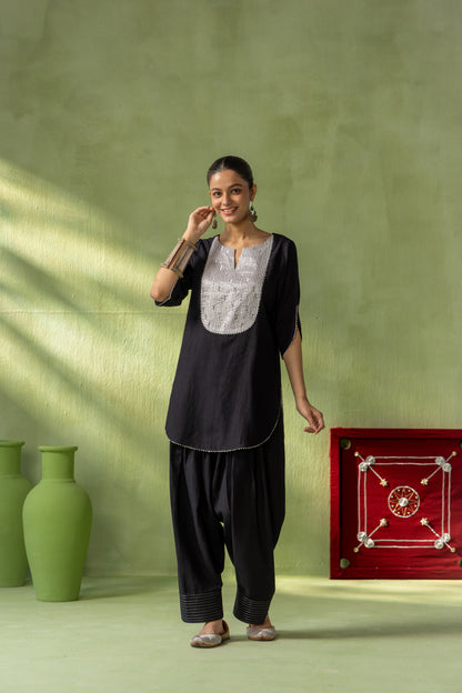 Mehr Kurta Farshi Set Black Silver Rain