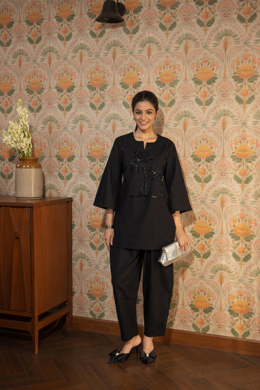 ALORA PALMS - KURTA SET BLACK