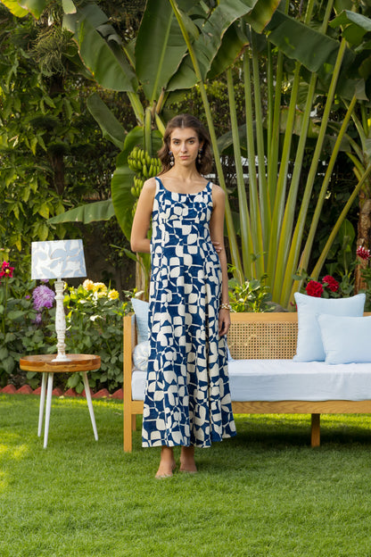 Breeze Dress Geometric White Blue