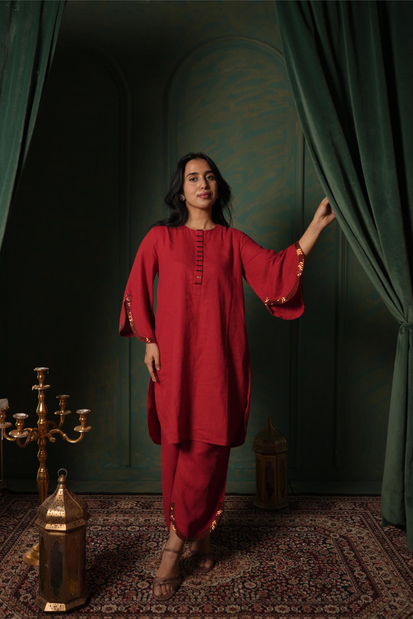 NOOR - KURTA AND PANT SET RED