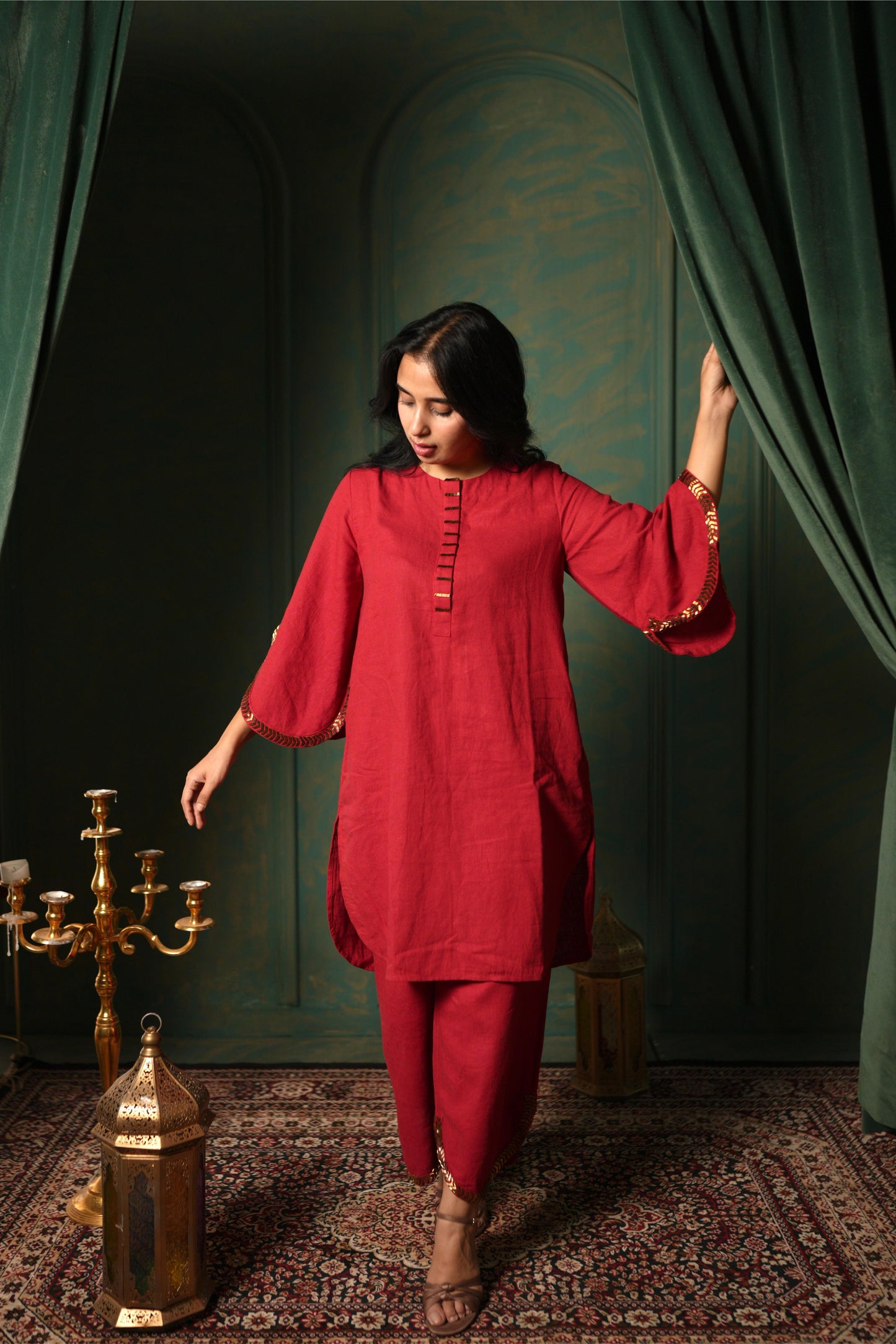 NOOR - KURTA AND PANT SET RED