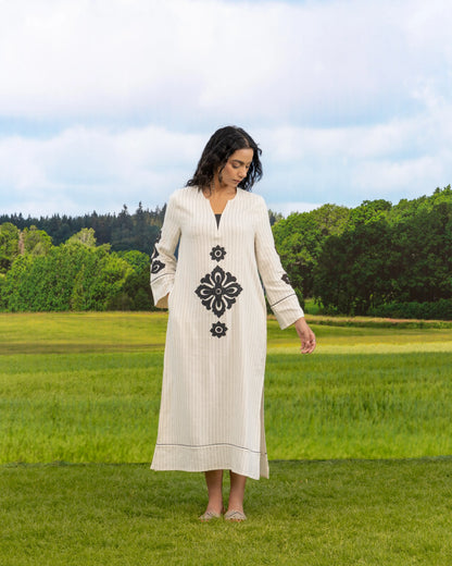 Abstra Kaftan Stripe Black Ivory Abstract Flower
